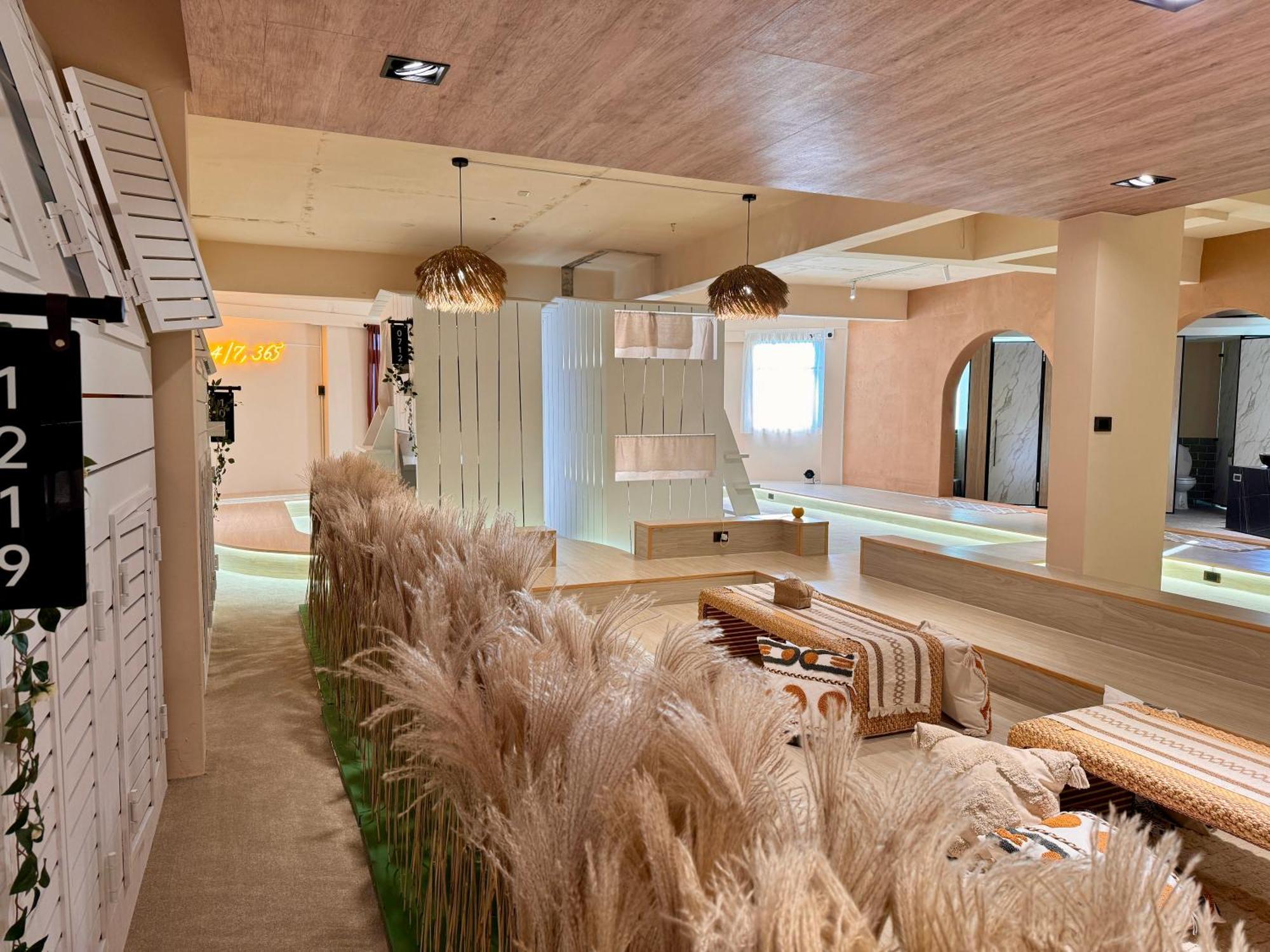 Perbed Hostel-Taichung Station Екстер'єр фото