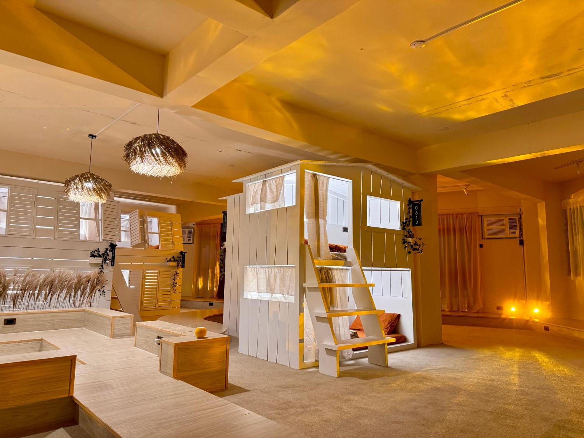 Perbed Hostel-Taichung Station Екстер'єр фото