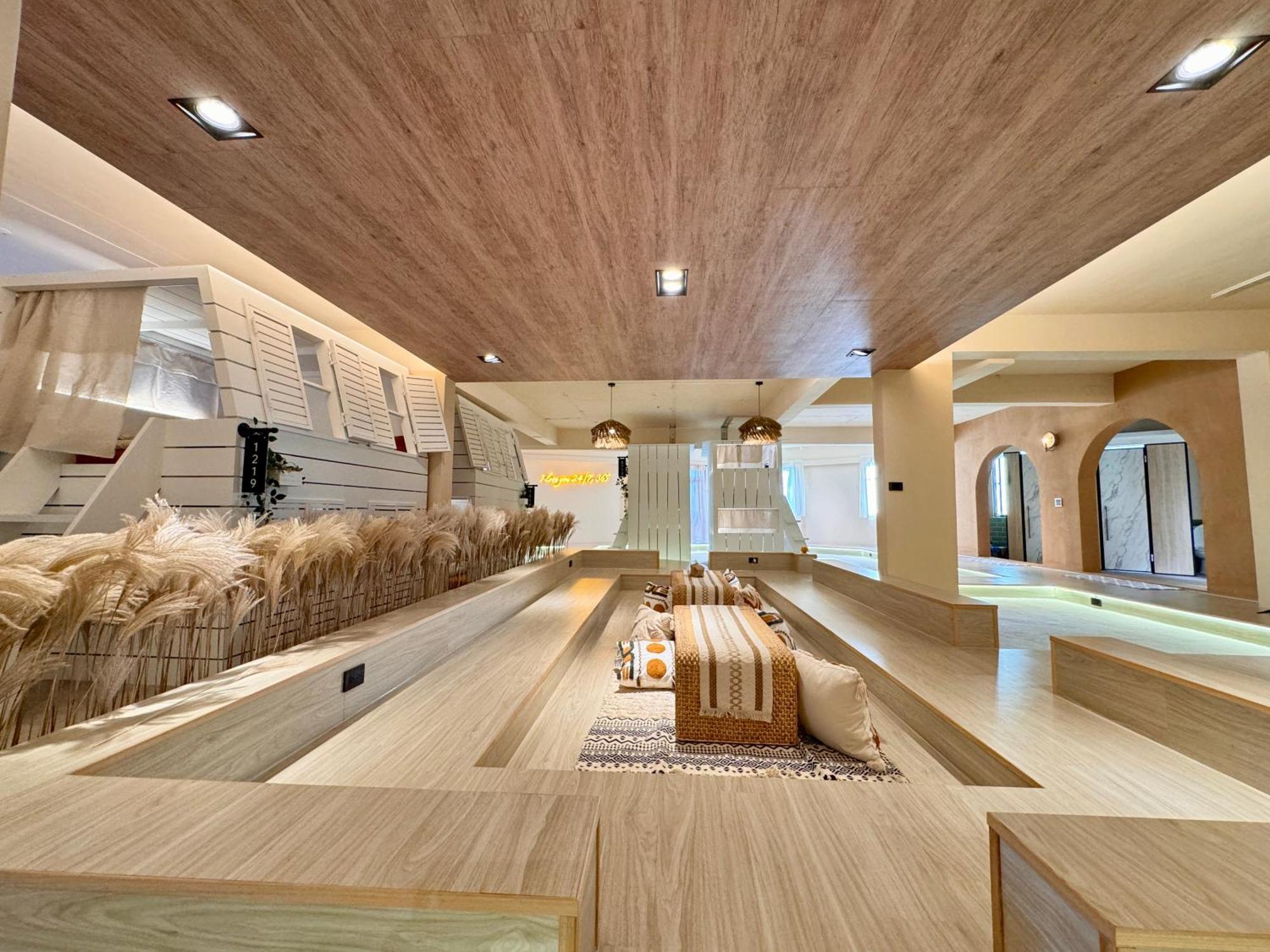 Perbed Hostel-Taichung Station Екстер'єр фото