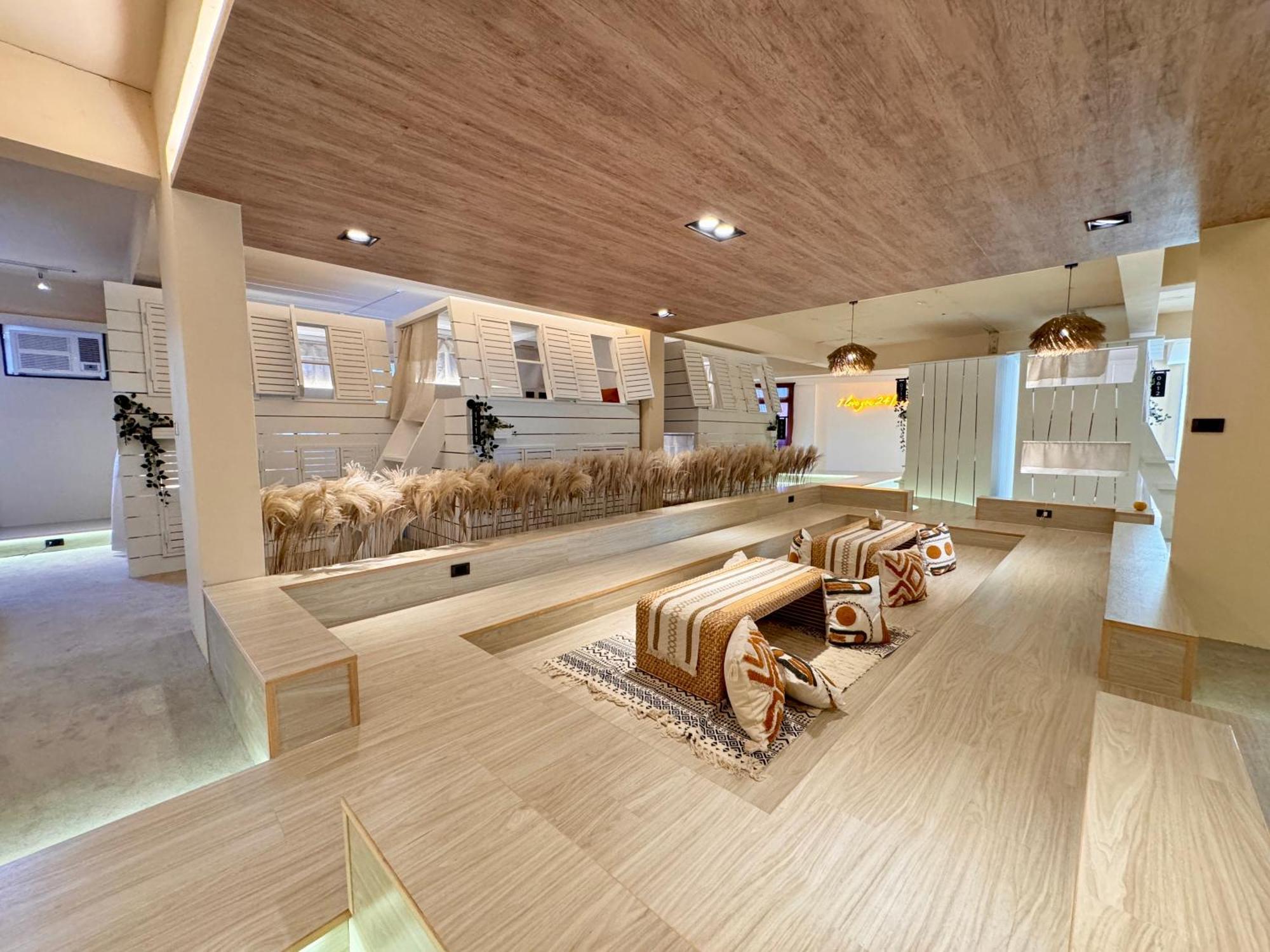 Perbed Hostel-Taichung Station Екстер'єр фото